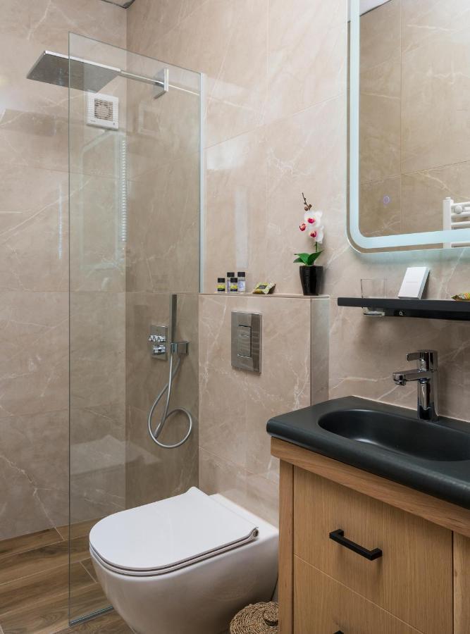 Anna Boutique Apartment Като-Дарацо Екстер'єр фото